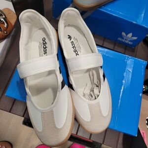 Adidas Women's White and Black Sneakers